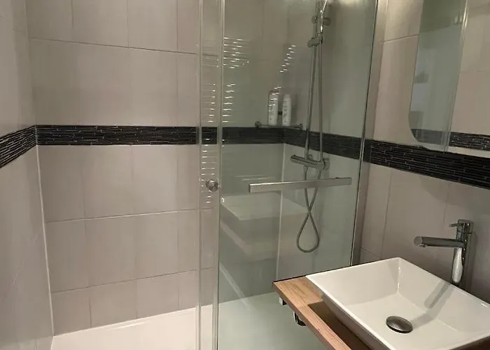 Goodguest-paris Sentier Montorgueil Mobility Lease Apartment Paris