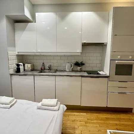 Sentier Montorgueil Mobility Lease *